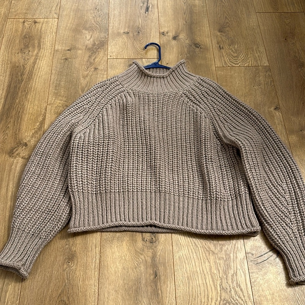h&m knit turtleneck sweater NWT
